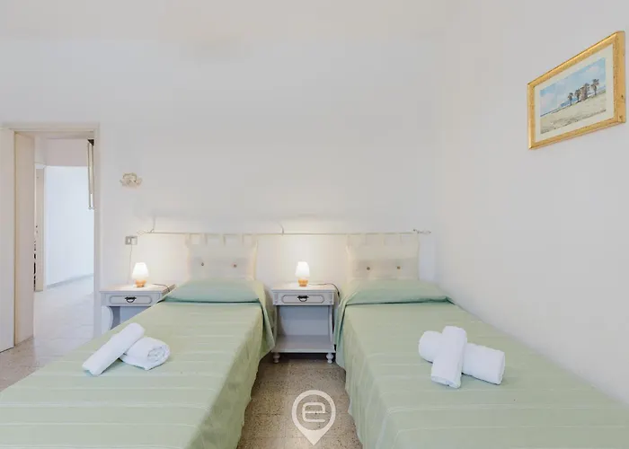 Ferienhaus L'angolo Blu Putzu Idu